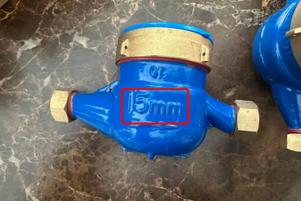 光電直讀水表的價格跟什么因素有關(guān)系？ 圖1